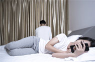 10年的婚姻不易，老公却突然提出离婚，我改怎么办？